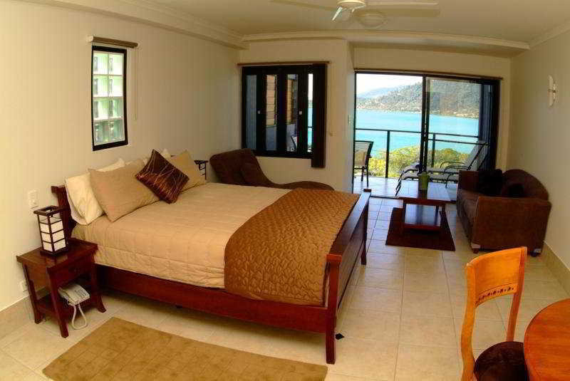 At Waterfront Whitsunday Retreat - Adults Only Aparthotel Airlie Beach Exterior foto