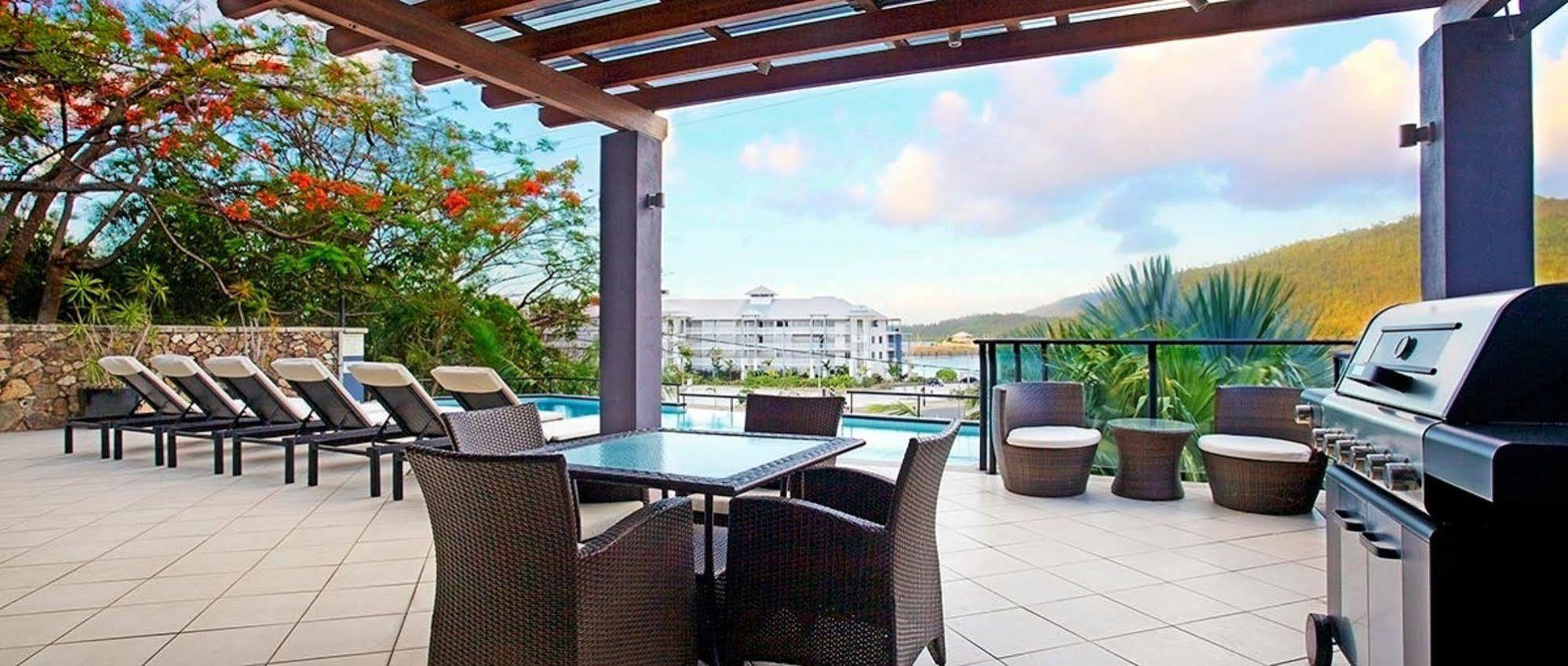 At Waterfront Whitsunday Retreat - Adults Only Aparthotel Airlie Beach Exterior foto