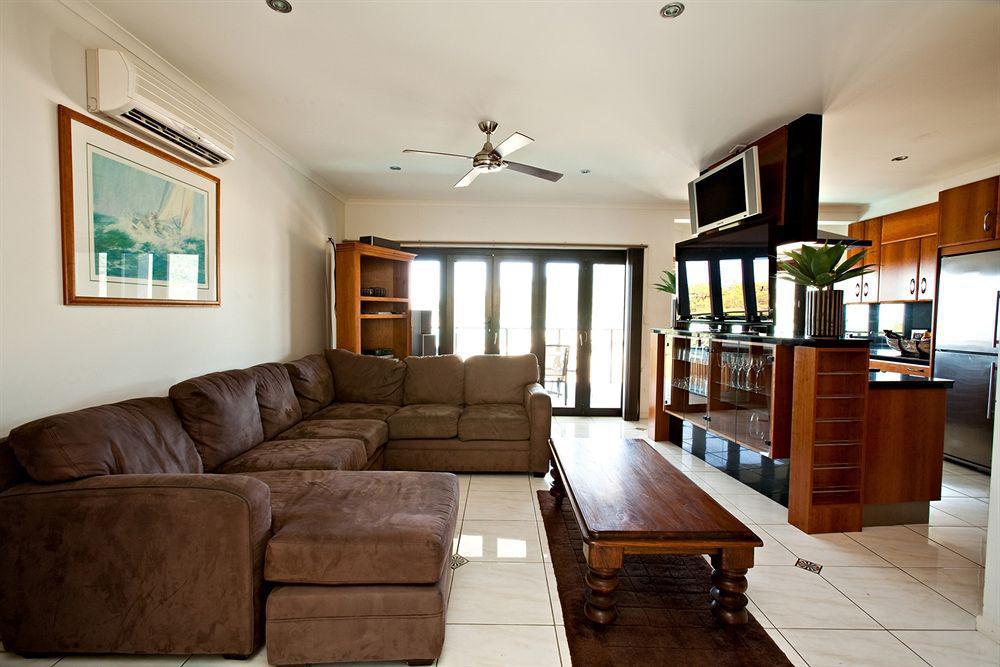 At Waterfront Whitsunday Retreat - Adults Only Aparthotel Airlie Beach Exterior foto